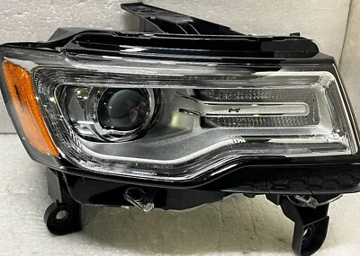 Jeep Grand Cherokee 2016 pasajero derecho xenón HID faro 55112910 OE Foto 1 de 4