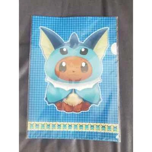 Carpeta de Archivo Transparente Eevee Vaporeon Poncho Archivo Transparente Pokémon Center Japón/Stock de EE. UU. - Imagen 1 de 3