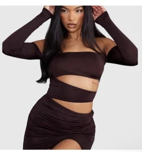 Pretty Little Thing Bodycon-Kleid Größe 4 schokoladenfarben Slinky Bardot ausgeschnitten neu mit Etikett - Bild 1 von 4