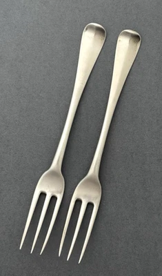 Пара ранних ирландских серебряных вилок 7 1/2 дюйма John Laughlin Snr Dublin 1754 ганноверские - Изображение 1 из 4