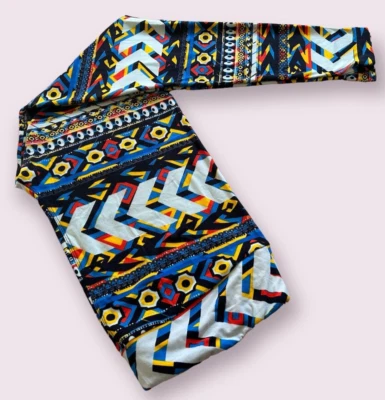 LEGGINGS LULAROE TALL CURVY TC AZUL ROJO AMARILLO GEOMÉTRICO CHEVRON Foto 1 de 4