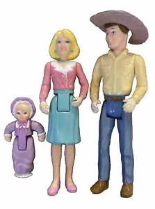 Vintage Playskool Dollhouse Loving Family Mom Dad Baby 1970s - Picture 1 of 3