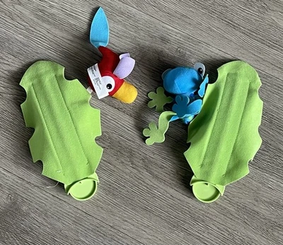 Fisher Price Selva Tropical Jumperoo Pájaro y Rana Hoja Colgante Juguete Repuesto Foto 1 de 2