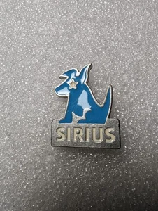 Pin de solapa Sirius azul para perro - Imagen 1 de 2