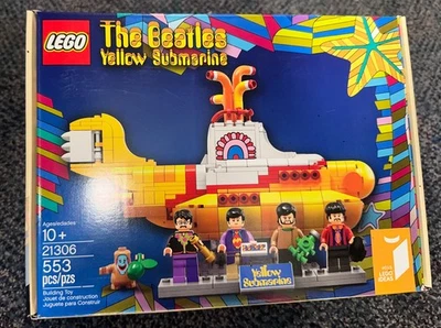 LEGO Ideas The Beatles Yellow Submarine 553 Piece 10+ 21306 Complete Set - Image 1 of 4