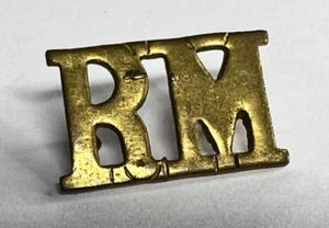 WW2 Royal Marines Brass Shoulder title 30 x 18 mm - Picture 1 of 3