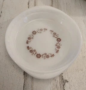 Vintage Dynaware Pyro Rey White Milk Glass Pie Pan Plate Brown Flowers 9 inch - Picture 1 of 4