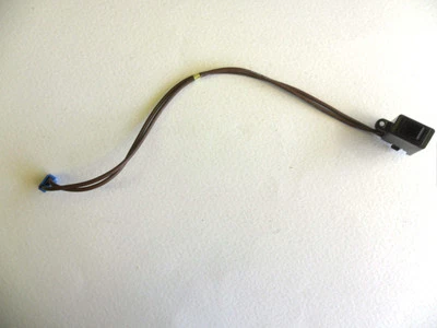 LG 32LH2000-ZA On/Off Mains Rocker Switch, Housing and Internal Lead — 第 1/4 张图片