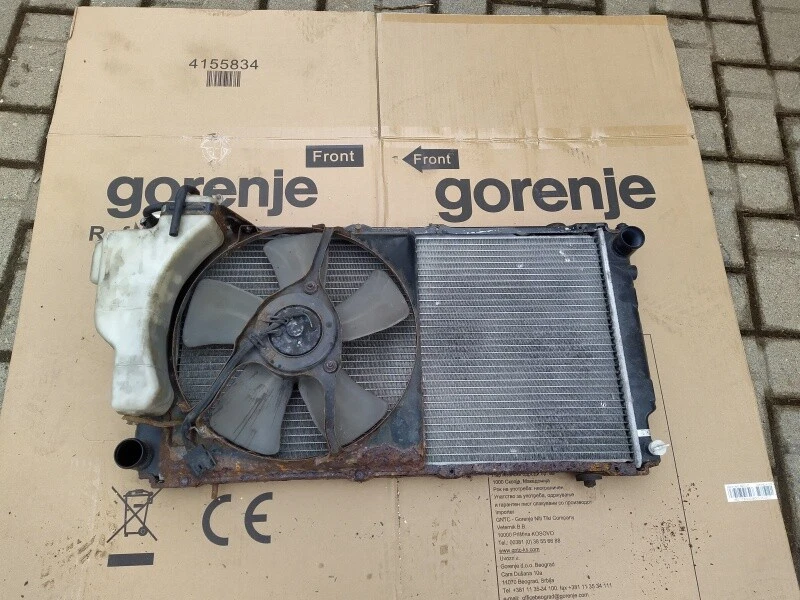 Kühler mit Lüfter von einen Subaru Legacy BC BJF MK1 89-94 - Image 1 of 4