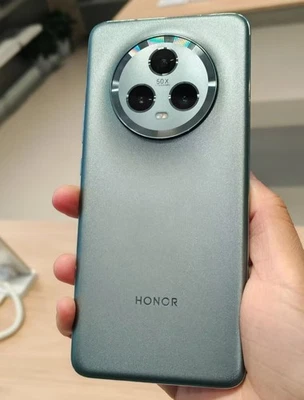 Huawei Honor Magic5 5G 6.73" 54MP Android 13 Snapdragon 8 Gen 2 5100mAh Unlocked - Image 1 of 4