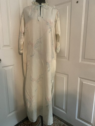 Camicia da notte lunga vintage Givenchy M avorio raso floreale orientale tasche svasate rara