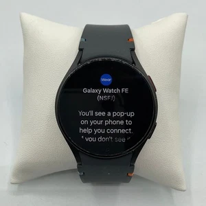 Samsung Galaxy Watch FE GPS, 40mm- Black - Zdjęcie 1 z 9