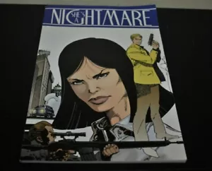She's a Nightmare by Jesse Chen (2002, Paperback) Comics SIGNED - Foto 1 di 3
