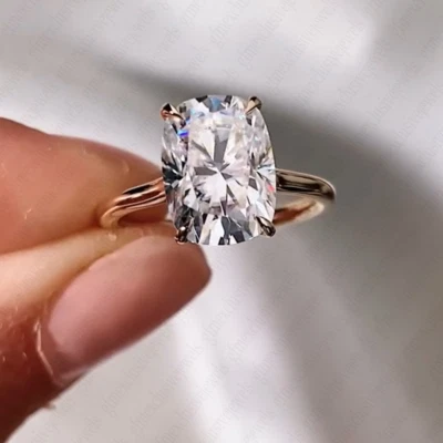 3.45 克拉拉长靠垫切割莫桑石订婚戒指 14K 玫瑰金 — 第 1/4 张图片