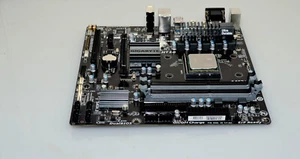 Placa madre Gigabyte GA-78LMT-USB3 R2 con zócalo de 8 núcleos AMD FX-8350 4,0 GHz GHz GHz - Imagen 1 de 8