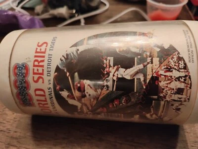 Taza de cerveza de recuerdo de colección 1968 SERIE MUNDIAL DE LOS CARDENALES DE SAN LUIS vs. Tigres de Detroit  Foto 1 de 4