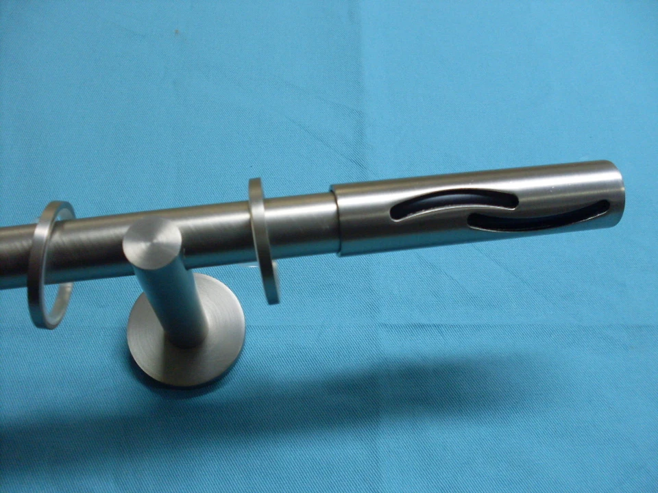 BASTONE PER TENDA MOD.ILIZIA ACCIAIO SATINATO DIAMETRO MM.20 - Immagine 1 di 1