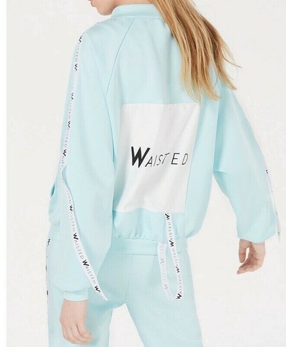 VETEMENTS Giacca da pista nuova con etichetta in vita blu pastello grafica zip davanti taglia media