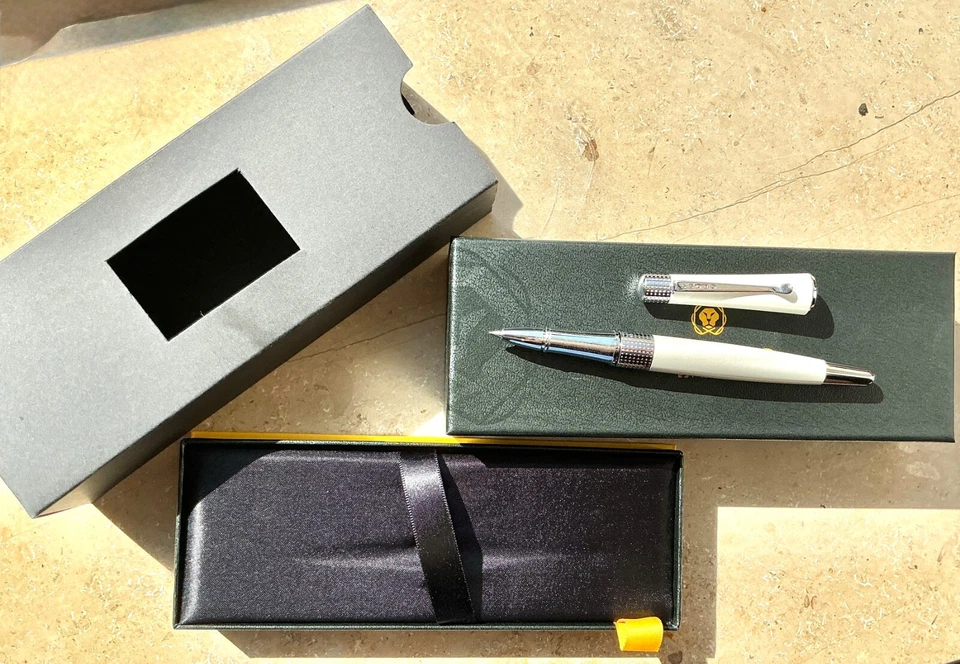 *SHOPRETOURE!* CROSS Beverly Tintenroller, perlmut - Bild 1 von 1