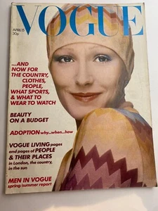 VOGUE MAGAZINE 1973 April FREE GIFT WRAP Fast Dispatch - Picture 1 of 10