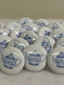 25er Set Weiß Keramik Blau Teekessel Schublade Schrank Runde Knöpfe Blume - Bild 1 von 9