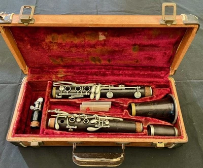 USMC Penzel Mueller Artist Marine Corps Clarinet B flat w/case vintage - Image 1 of 4