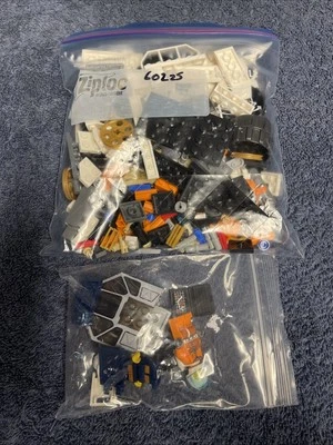 LEGO City 60225 Rover Testing Drive 100% Complete Good Shape  - Image 1 of 4