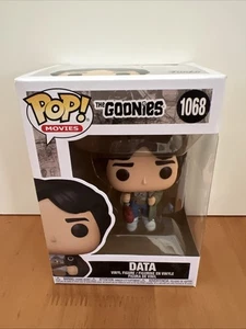 Funko Movies The Goonies #1068 Data Vinyl Figure - Minor Box Damage - Picture 1 of 8