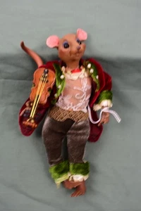 VINTAGE WINWARD HOLIDAY COLLECTION POSEABLE, VELVET MOUSE FIGURINE RARE NWT - Picture 1 of 8