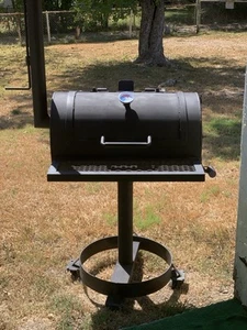 Smoker - Picture 1 of 4