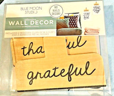 Wall Clips "THANKFUL~ GRATEFUL" Blue Moon Studio 2 pc. Wood-with Metal Hooks NEW