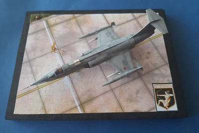 F-104 Starfighter diorama base 1/48 A.M.I. 5° stormo ( cm. 37,5x28,5x1 ) - Immagine 1 di 3