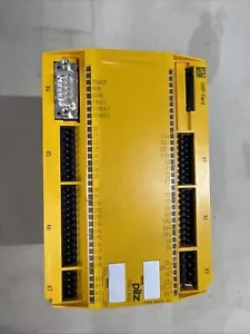 PILZ 773110 PNOZ M0P Safety Relay - Imagen 1 de 8