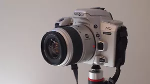 Minolta MAXXUM STsi with 35-80/4-5.6 lens - Picture 1 of 9