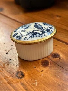 Bone China Trinket Box - Picture 1 of 6