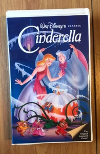 Cinderella Walt Disney VHS Black Diamond Classic 1988 Movie #410 Clamshell Case - Foto 1 di 5