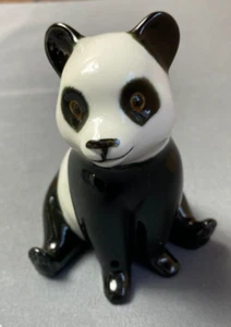 "Figura rara de colección hecha en la República Checa oso blanco y negro 3 1/2" - Imagen 1 de 8