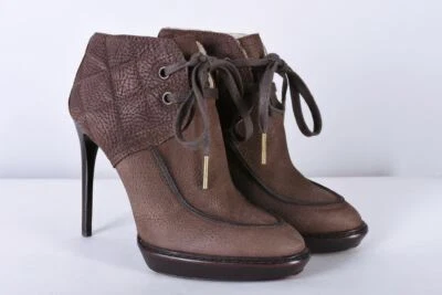 Zapatos de tacón alto de cuero Burberry London para dama talla UK 5 / EU38 Foto 1 de 4