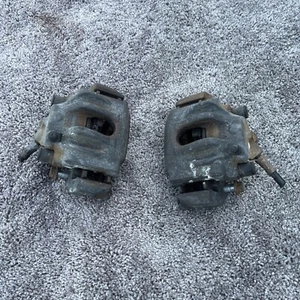 Set 2 Front Brake Caliper & Bracket 1996-1998 BMW Z3 1.9 LEFT RIGHT PAIR OEM - Foto 1 di 10