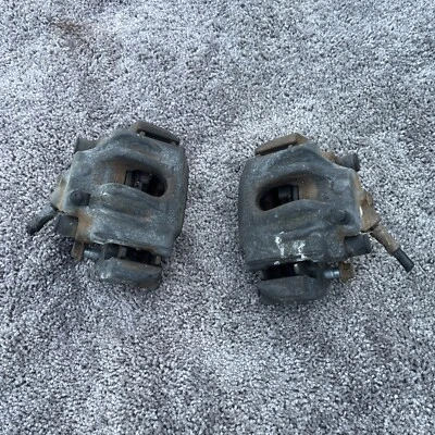 Conjunto 2 pinças de freio dianteiro e suporte 1996-1998 BMW Z3 1.9 PAR ESQUERDO DIREITO FABRICANTE DE EQUIPAMENTO ORIGINAL - Imagem 1 de 4