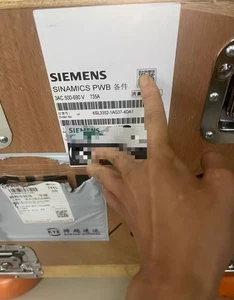 Módulo de alimentación inversor 6SL3352-1AG37-4DA1 6SL3352-1AG37-4DA1 6SL3352-1AG37-4DA1 - Imagen 1 de 5