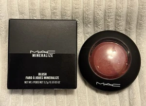 MAC Mineralize Blush LOVE THING 0.10 Oz NIB HTF Rare Authentic - Picture 1 of 6