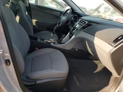 Used Radiator fits: 2011 Hyundai Sonata VIN C 8th digit AT Grade A - Image 1 of 4