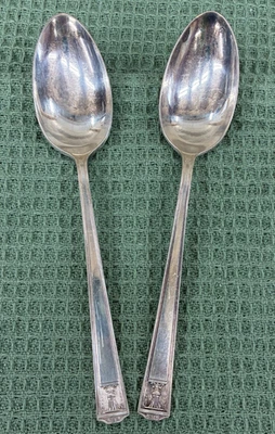 IS Holmes & Edwards Inlaid Silverplate CENTURY Solid SERVING SPOONS 8.25" TWO - Image 1 of 4
