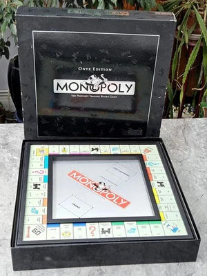 Monopoly Onyx Edition Board Game 2007 Parker / Hasbro - 100% Complete -  OB8 - Image 1 of 4
