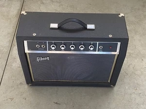 Gibson G10 Guitar Amp With Tremolo Used in Excellent Condition - Picture 1 of 8