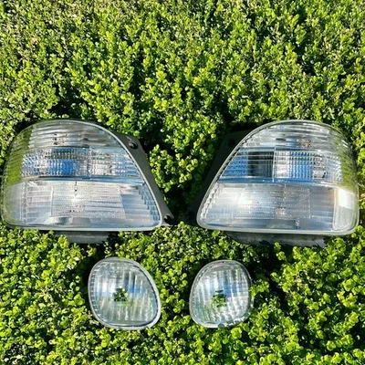 LEXUS GS300 GS400  1997-2005  CLEAR TAILLIGHT LENSES Toyota Aristo JZS161 GS430 - Image 1 of 4