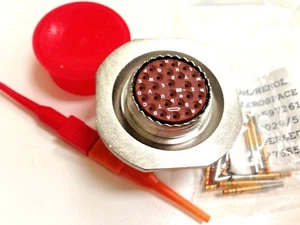 MS27468T17F26S Mil-Spec Connector + Pins + Extractors - New Original AMPHENOL - Picture 1 of 3