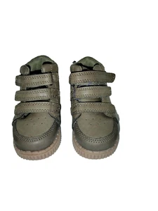 NWT OshKosh Shoes Green Olive Boys Ankle Boots Toddler Bootie Size 4 FREE SHIP - Picture 1 of 4