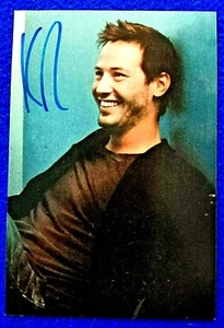 KEANU REEVES - Signed "Sexy Smile" 4 x 6 Colour photo COA - Picture 1 of 2